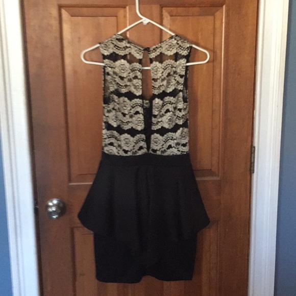 Cocktail dress - Picture 2 of 2